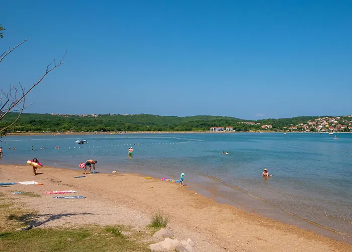 Insel Krk - Restauriertes Steinhaus By Interhome * Čižići