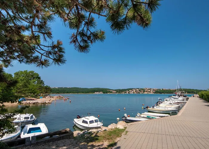 Insel Krk - Restauriertes Steinhaus By Interhome Сasa de vacaciones